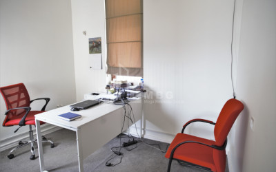 For Rent Building Commercial, in Mtatsminda