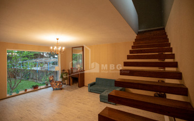 For Sale House - Villa, in Okrokana