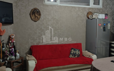 For Sale Flat, in Okros ubani