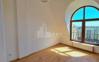 For Sale Flat, in Varketili