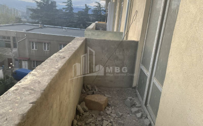 For Sale Flat, in Surrounding area of metro Guramishvili