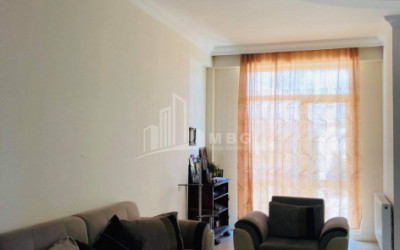 იყიდება ბინა, გლდანის მასივი