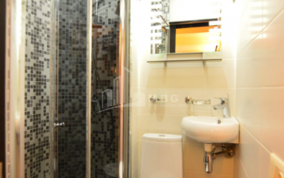 For Sale Flat, in Abanotubani