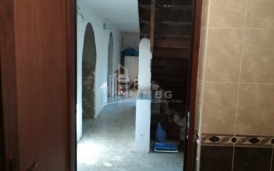 For Sale House - Villa, in Easter Easter