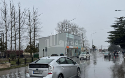 For Rent Building Commercial In Abasha