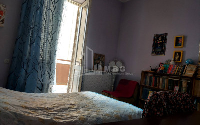 For Sale Flat, in Nutsubidze micro-districts (I-V)