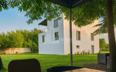 იყიდება ბიზნესი კომერციული ფართი თელავი კახეთი