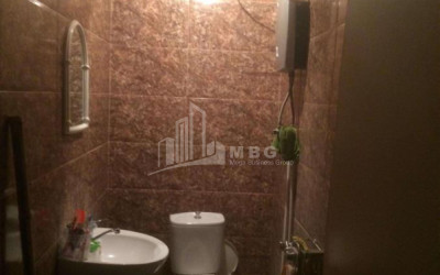 Lease Flat, in Okros ubani