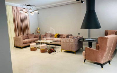 იყიდება სახლი - აგარაკი, დიდი დიღომი