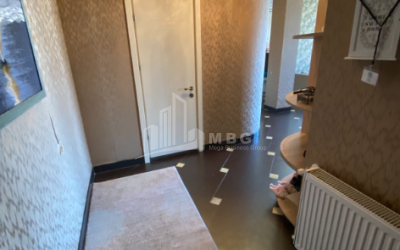 For Sale Flat, in Surrounding area of metro Guramishvili