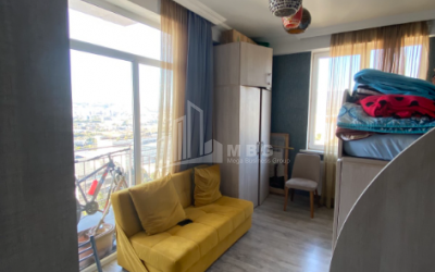 For Sale Flat, in Surrounding area of metro Guramishvili
