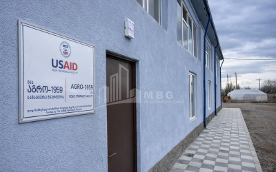 For Sale Refrigerator-freezer area Commercial In Ruisi, Kareli