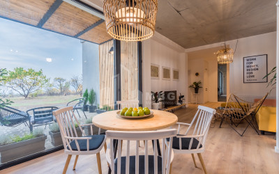 For Sale House - Villa, in fence