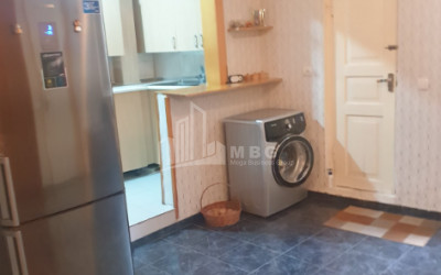 For Sale Flat, in Mtatsminda