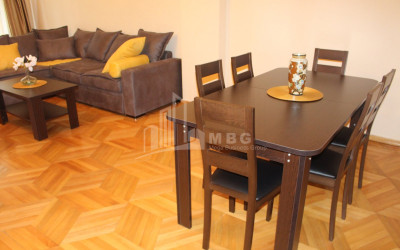 В аренду Квартира, в Ваке Район