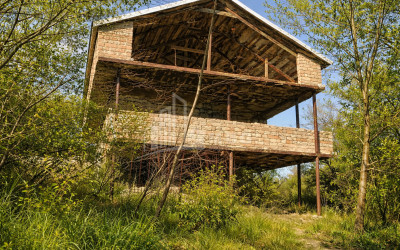 იყიდება ძველი აშენებული სახლი - აგარაკი მუხათწყაროში, მცხეთა