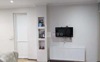 For Sale Flat, in Sanzona