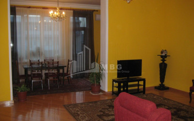 В аренду Квартира, в Ваке