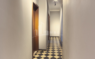 For Sale House - Villa, in Mtatsminda