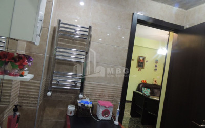 For Sale Flat, in Nutsubidze micro-districts (I-V)