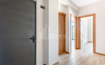 For Sale Flat, in Isani