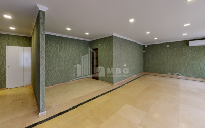 For Sale Building Commercial, in Kutaisi