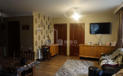 Lease Flat, in Varketili