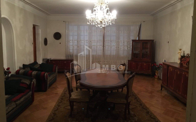 Продается Дом - Вилла, в Сабуртало