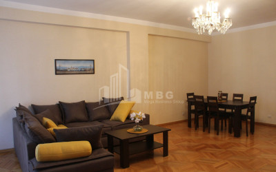 В аренду Квартира, в Ваке Район