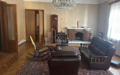 Продается Дом - Вилла, в Рустави