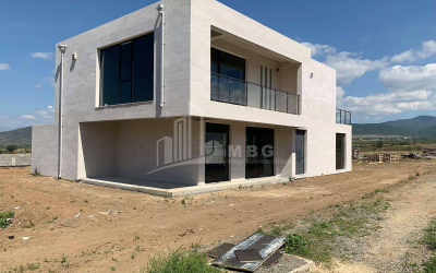 For Sale House - Villa, in Saguramo