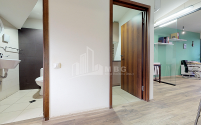 For Rent For office Commercial, in Chugureti District