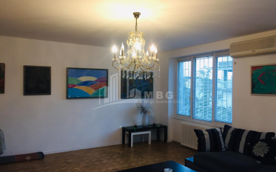 For Sale Flat, in Mtatsminda