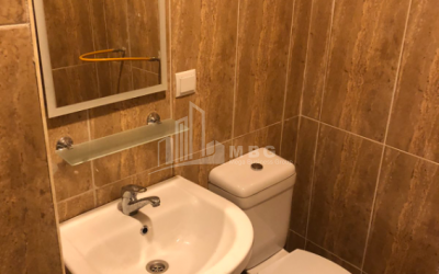 For Sale Flat, in Isani District