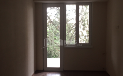 For Sale Flat, in Isani