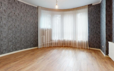 იყიდება სახლი - აგარაკი, დიღმის ჭალა