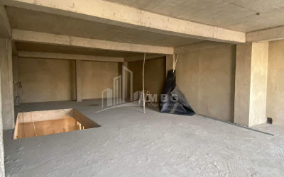 For Rent Витражный фасад Commercial, in Gldani Massive