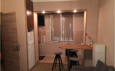 ქირავდება ბინა, საბურთალო