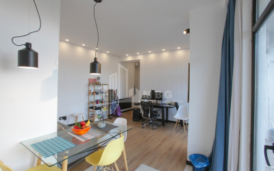 For Sale Flat, in Bagebi