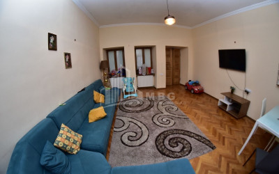 For Rent Flat, in Kalaubani