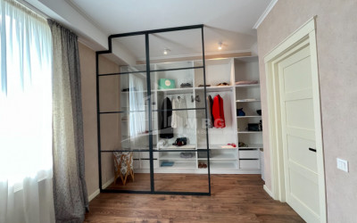 იყიდება ბინა, ვაკე