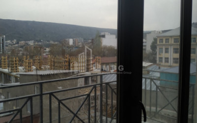 For Sale Flat, in Isani