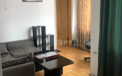 Продается Коммерческий, Площадь Свободы, Сололаки, Мтацминда Район, Тбилиси