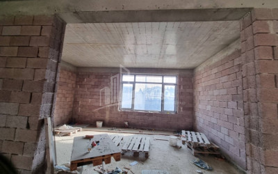 იყიდება სახლი - აგარაკი, დიღმის ჭალა