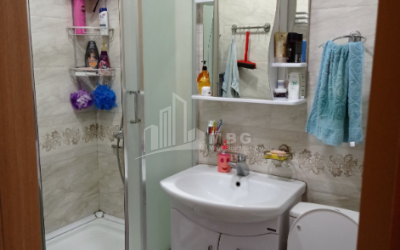 For Sale Flat, in Surrounding area of metro Grmaghele