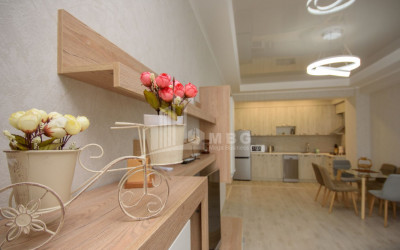 For Rent Flat, in Isani