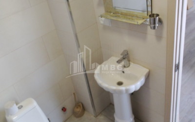 For Sale Flat, in Metromsheni