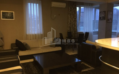 იყიდება ბინა, პლეხანოვი