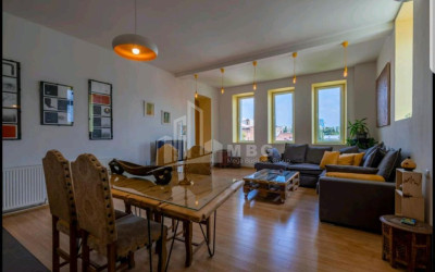For-Sale-Flat-G.-Kikodze-Street-Sololaki-Mtatsminda-District-Tbilisi