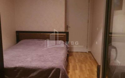 იყიდება ბინა, ისანი